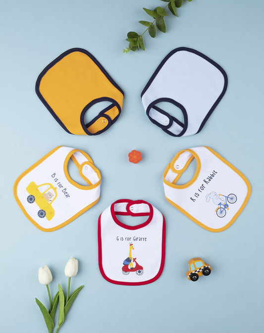 Πόσες σαλιάρες χρειάζεται πραγματικά ένα μωρό;