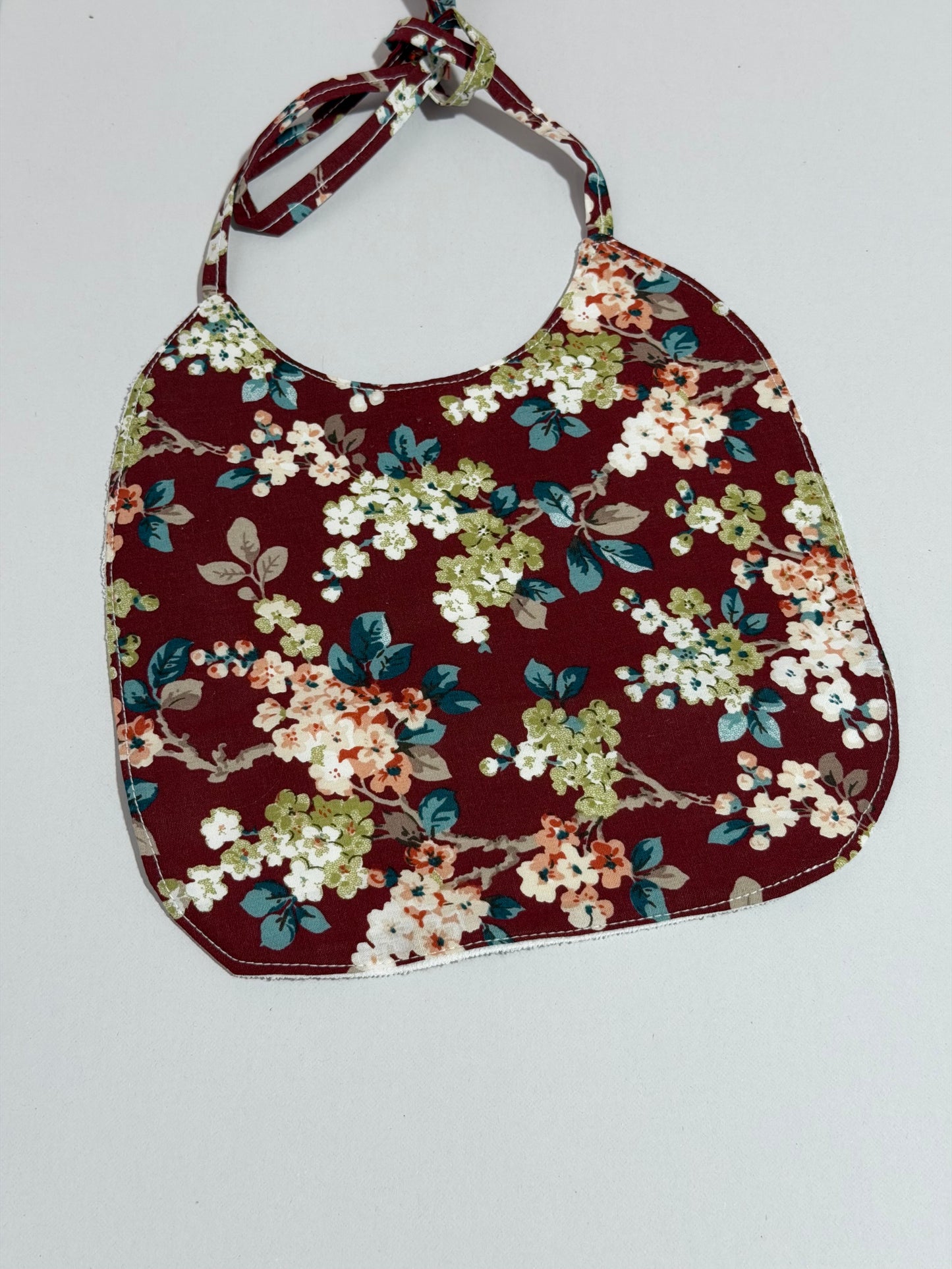 Burgundy Bloom - Σαλιάρα